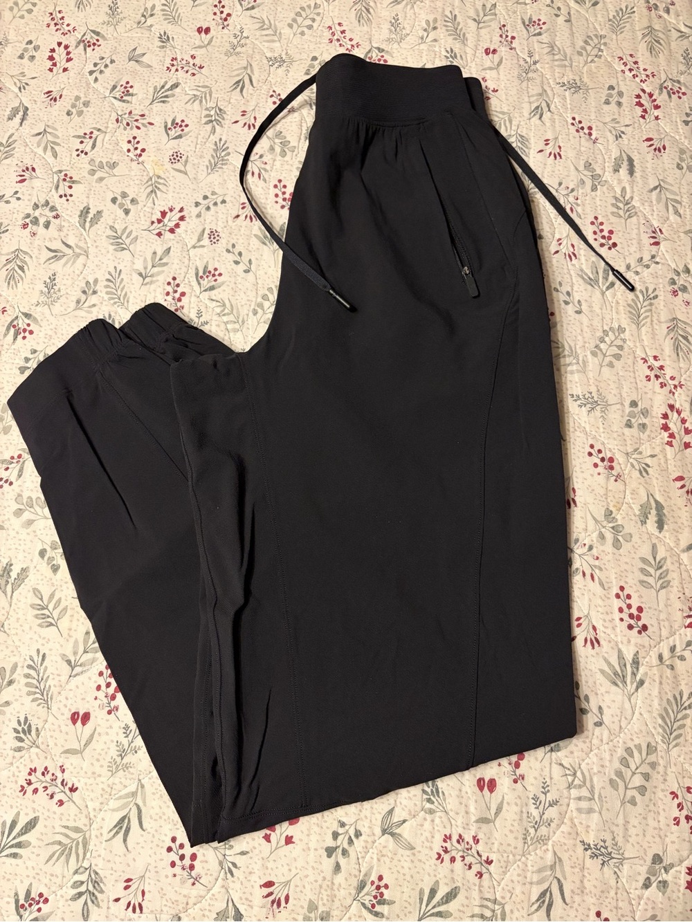 Lululemon License to Train High-Rise Pant